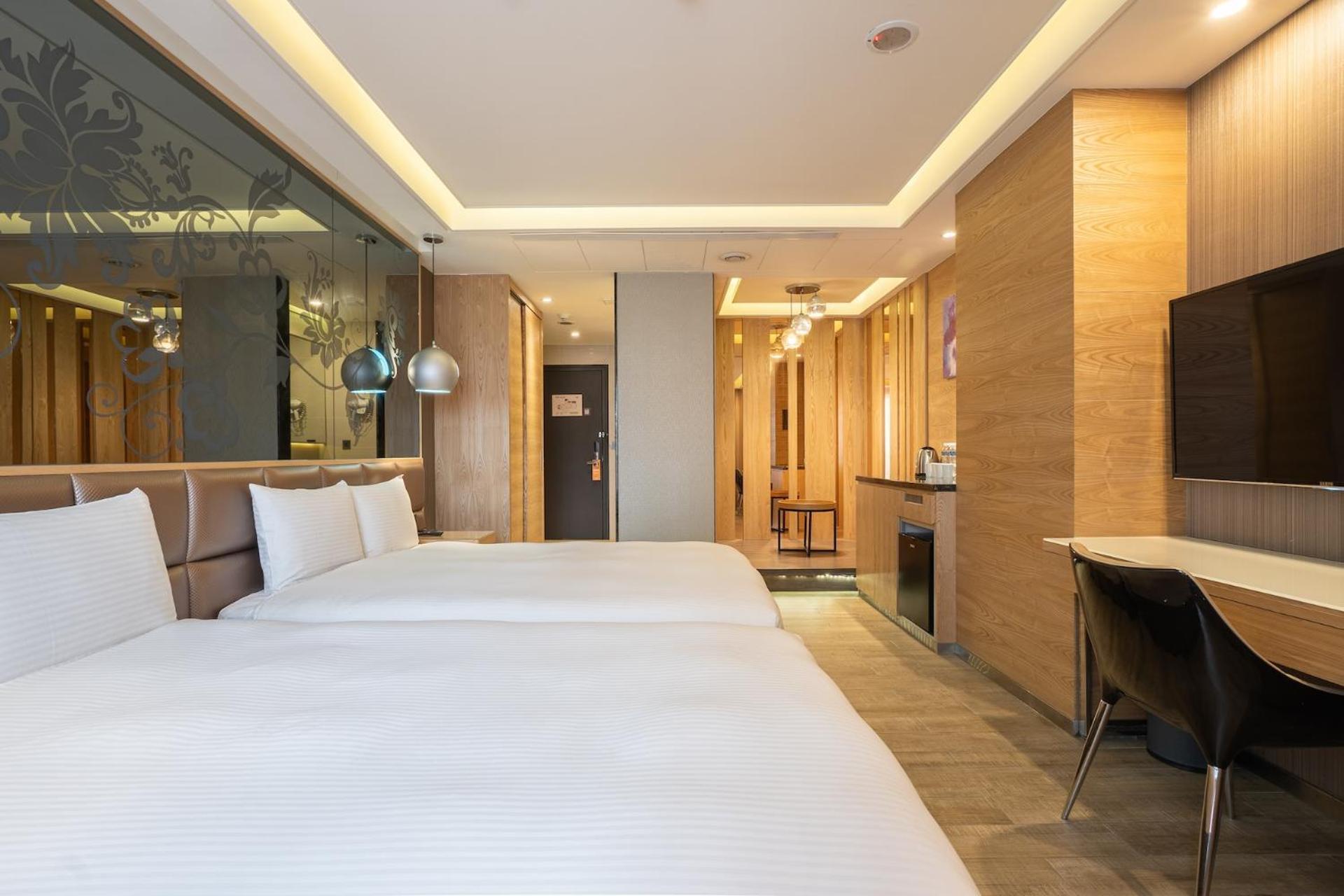 ไกด์ โฮเทล ไถจง สาขาจือโย่ว Hotel ภายนอก รูปภาพ