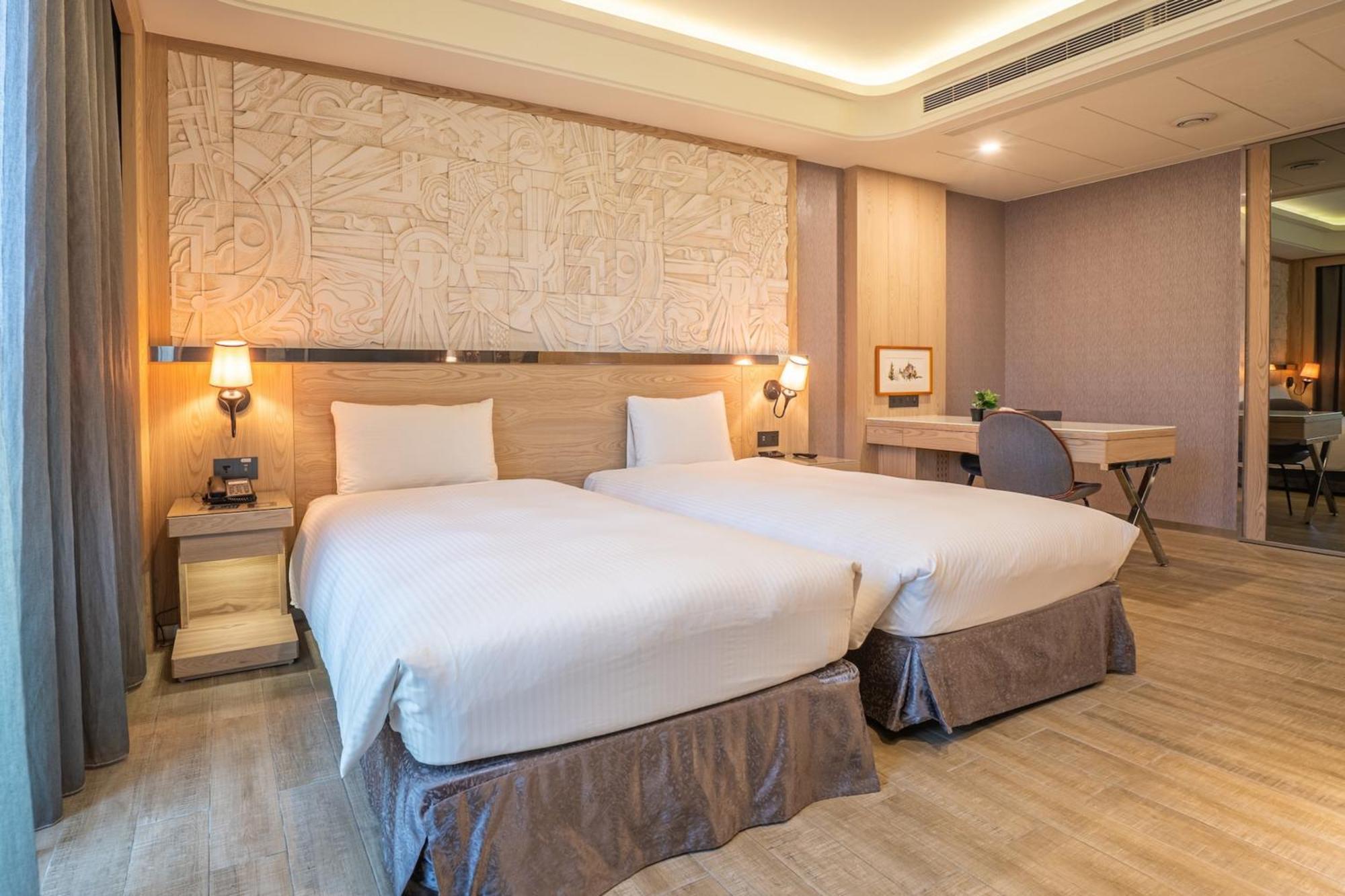 ไกด์ โฮเทล ไถจง สาขาจือโย่ว Hotel ภายนอก รูปภาพ
