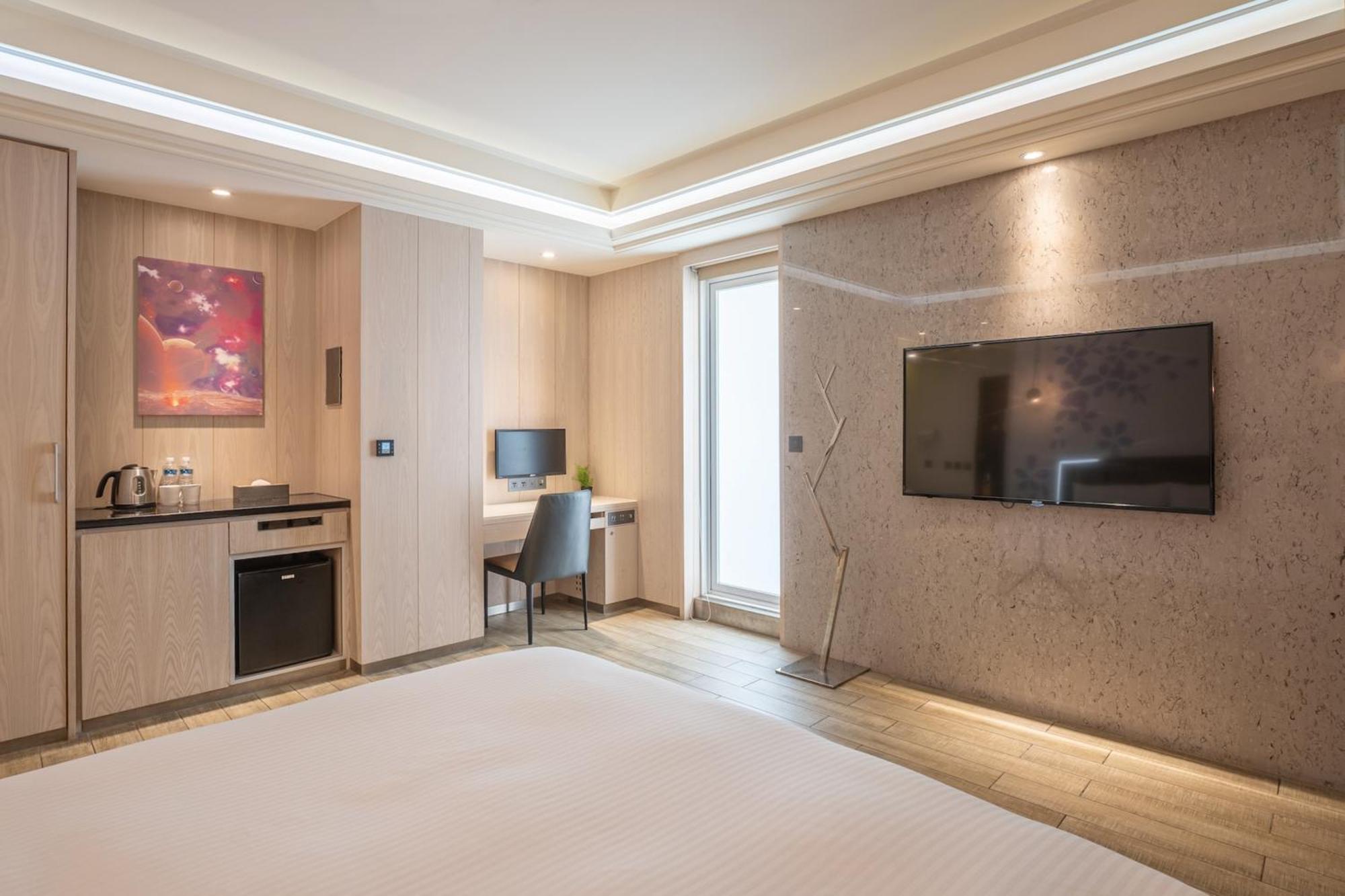 ไกด์ โฮเทล ไถจง สาขาจือโย่ว Hotel ภายนอก รูปภาพ